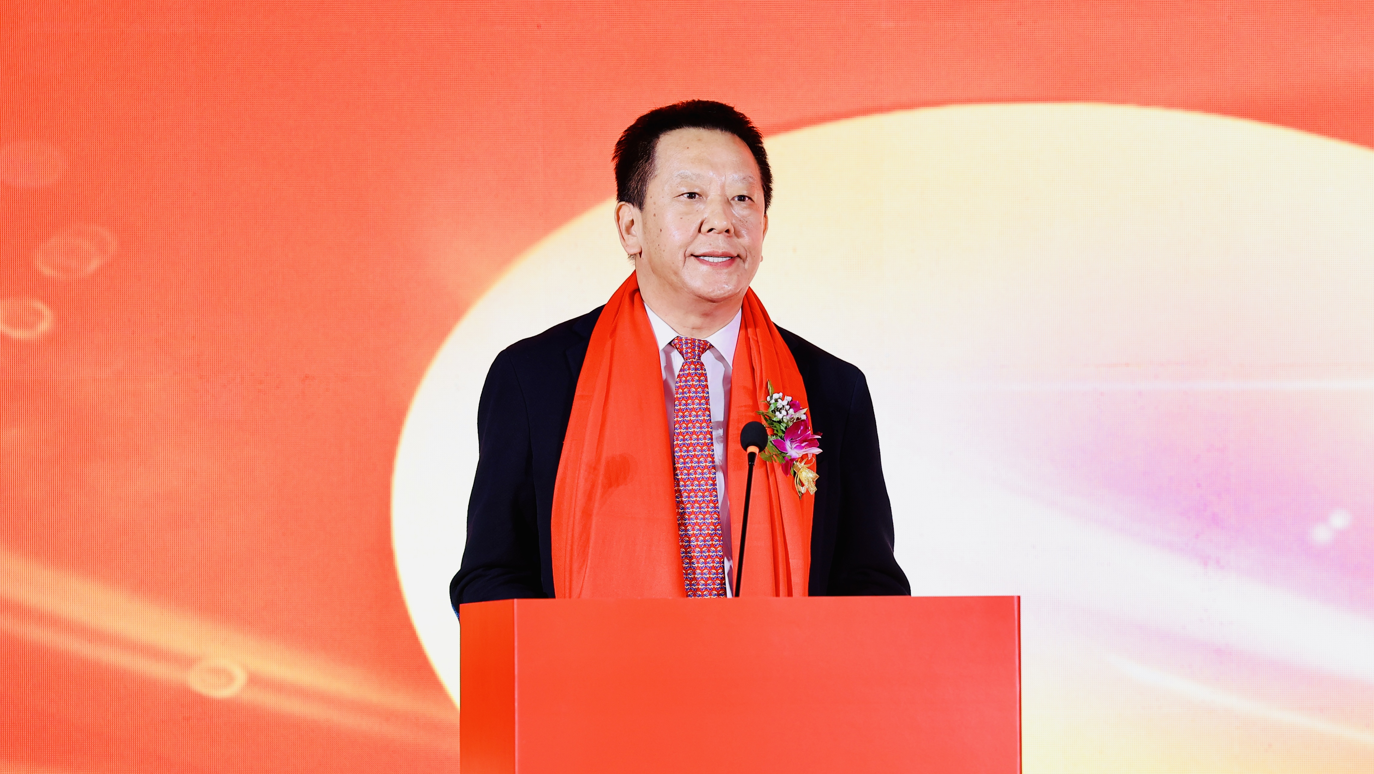 米兰(milan)中国官方微举行上市仪式，正式登陆A股科创板
